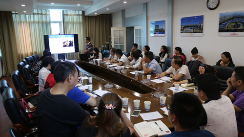 公司黨委對(duì)各支部上半年工作進(jìn)行考核