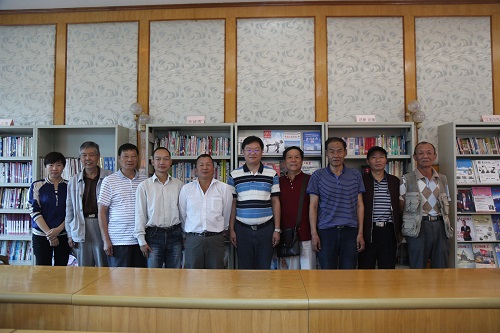 公司領(lǐng)導(dǎo)看望對越自衛(wèi)還擊戰(zhàn)復(fù)轉(zhuǎn)軍人