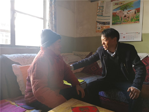 新春慰問情意濃 真情慰問暖人心—公司春節(jié)前走訪慰問離退休干部及干部遺屬