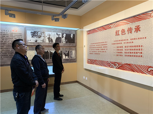 項目總承包部黨支部到祥云縣開展“不忘初心，牢記使命”主題教育