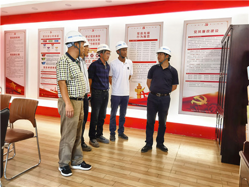 萬(wàn)向遵調(diào)研滇池明珠廣場(chǎng)二期建設(shè)項(xiàng)目