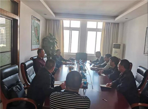 【公司要聞】萬向遵與文山市領(lǐng)導(dǎo)洽談交流