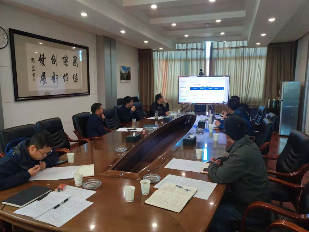 【公司動態(tài)】公司召開高速公路架橋機(jī)施工動畫研討會暨機(jī)械設(shè)備租購經(jīng)濟(jì)成本分析會