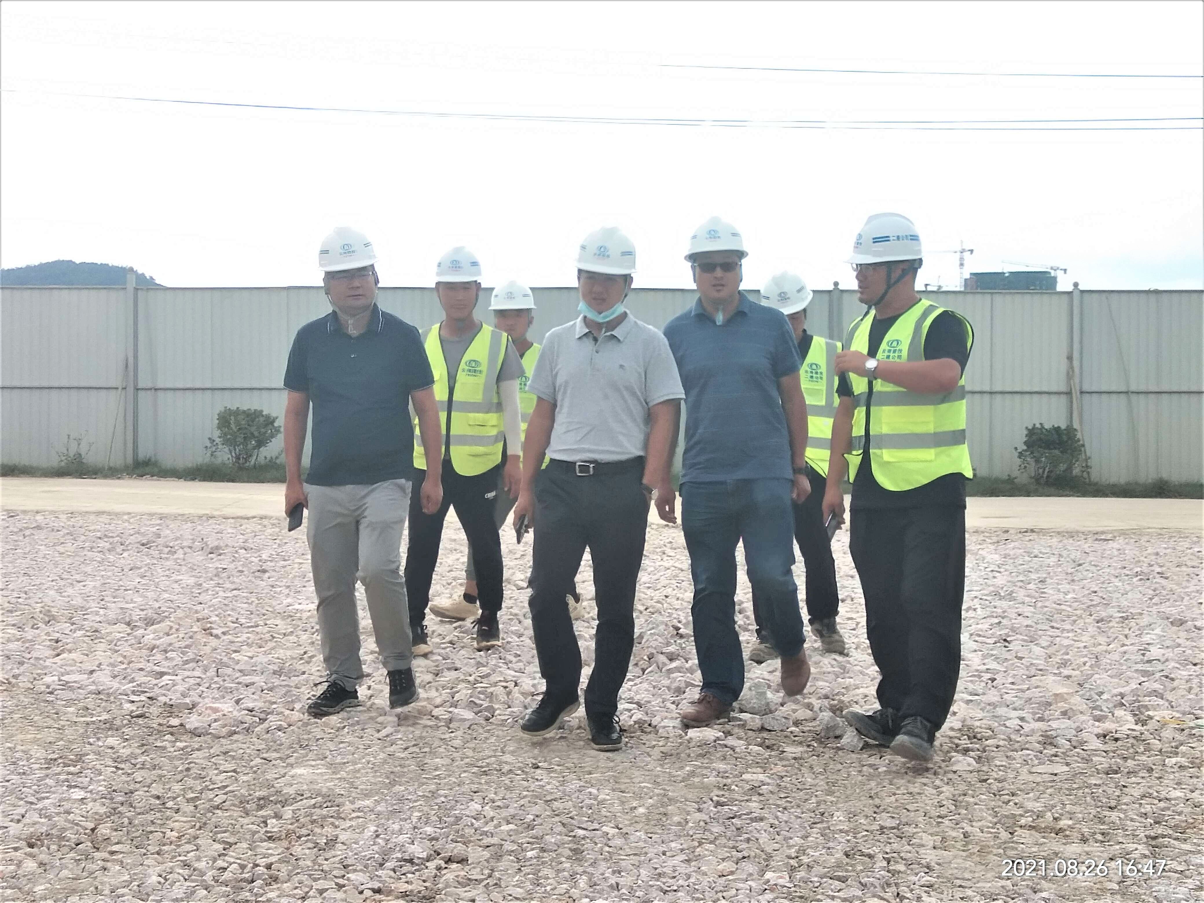 【我為群眾辦實(shí)事】萬向遵一行調(diào)研檢查曲靖醫(yī)療中心建設(shè)項(xiàng)目