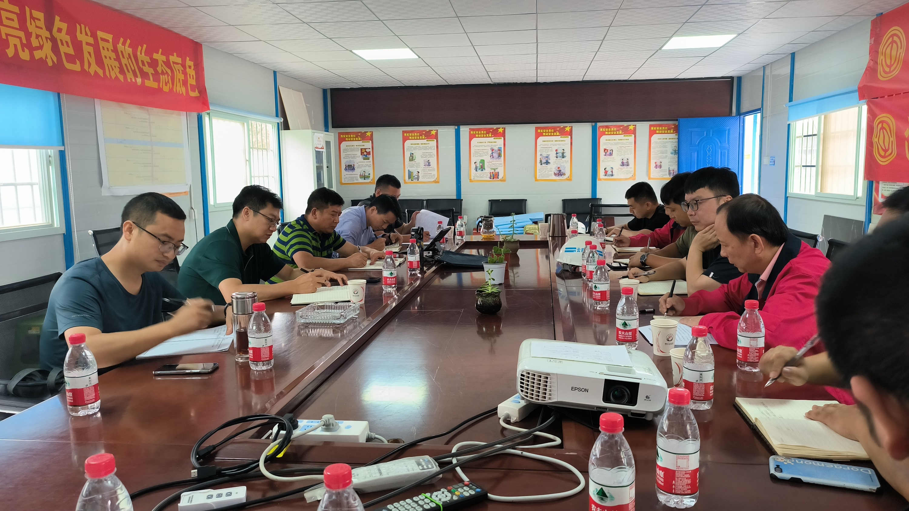 【貫徹一線工作法】萬向遵一行到陽宗海施家嘴移民搬遷項(xiàng)目開展安全隱患大檢查大整治工作