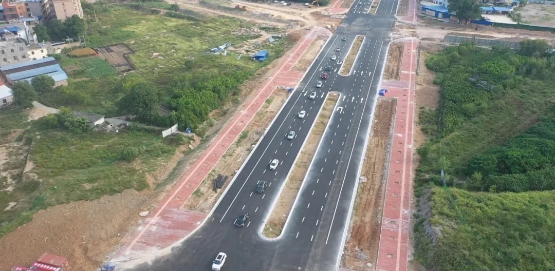 【項目動態(tài)】第十七直管部元江國道213項目興元路南延長線、規(guī)劃二號路順利通車！