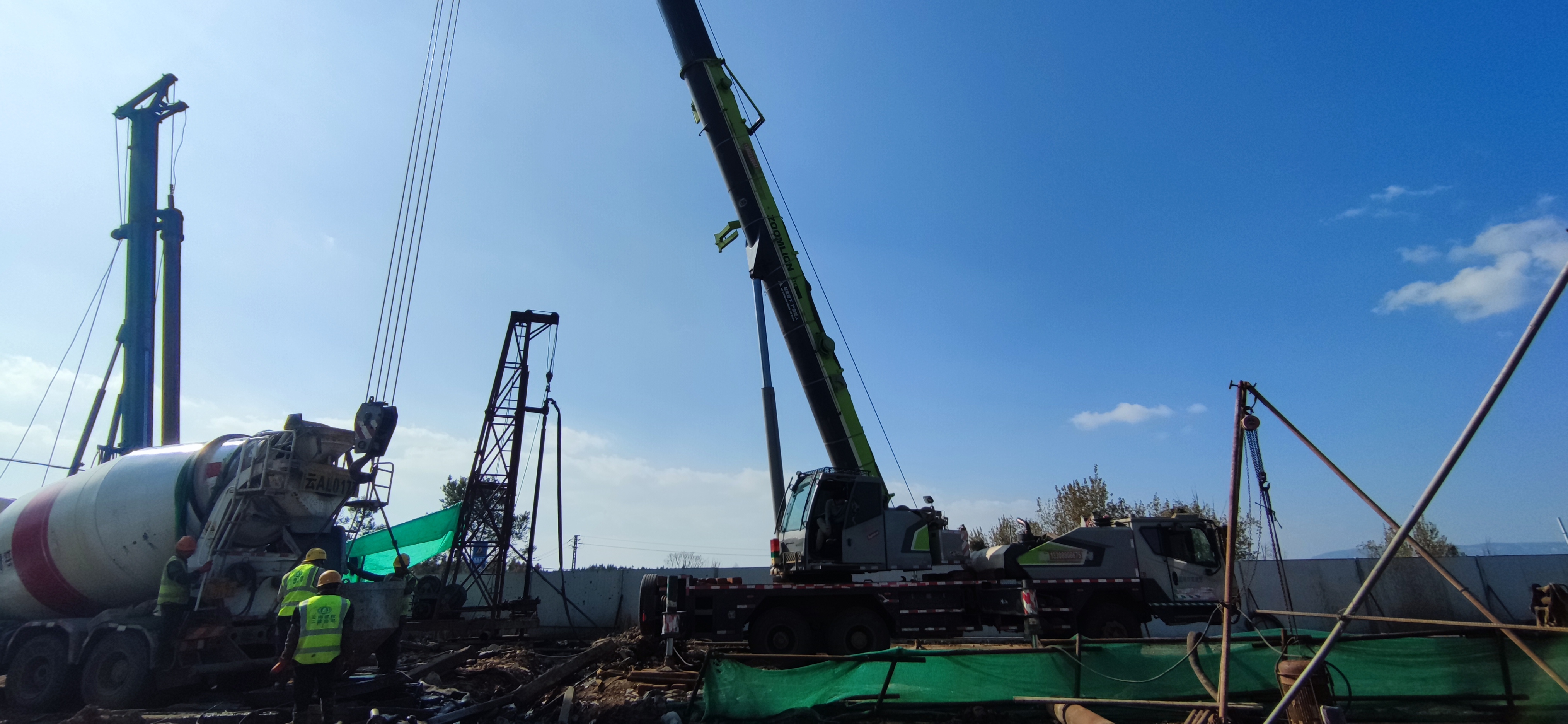 【項目動態(tài)】官渡區(qū)蝦壩河下段綜合整治工程項目首顆樁基順利澆筑